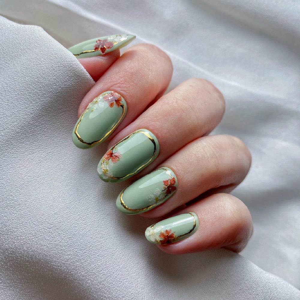 ESMALTE SEMIPERMANENTE INOCOS MATCHA NATURA